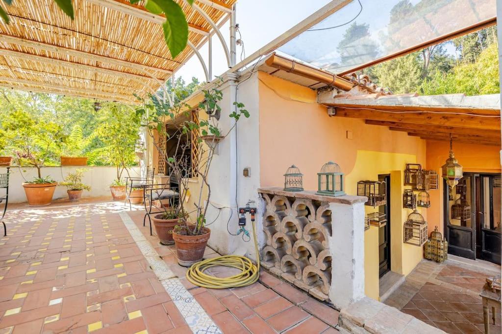 Riad Riari Pousada