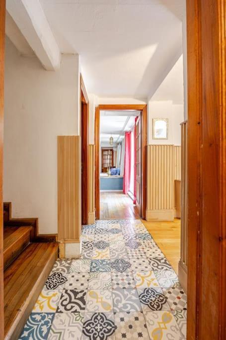 Riad Riari Pousada *